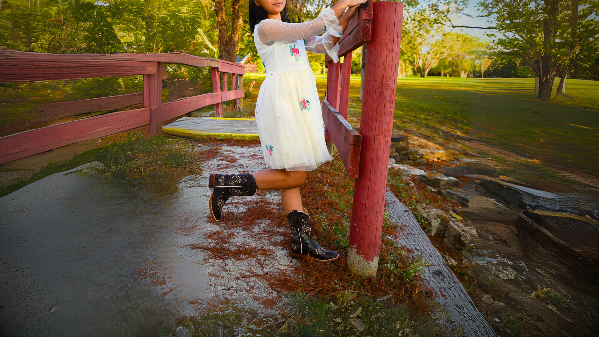 GIRL'S BOOTS